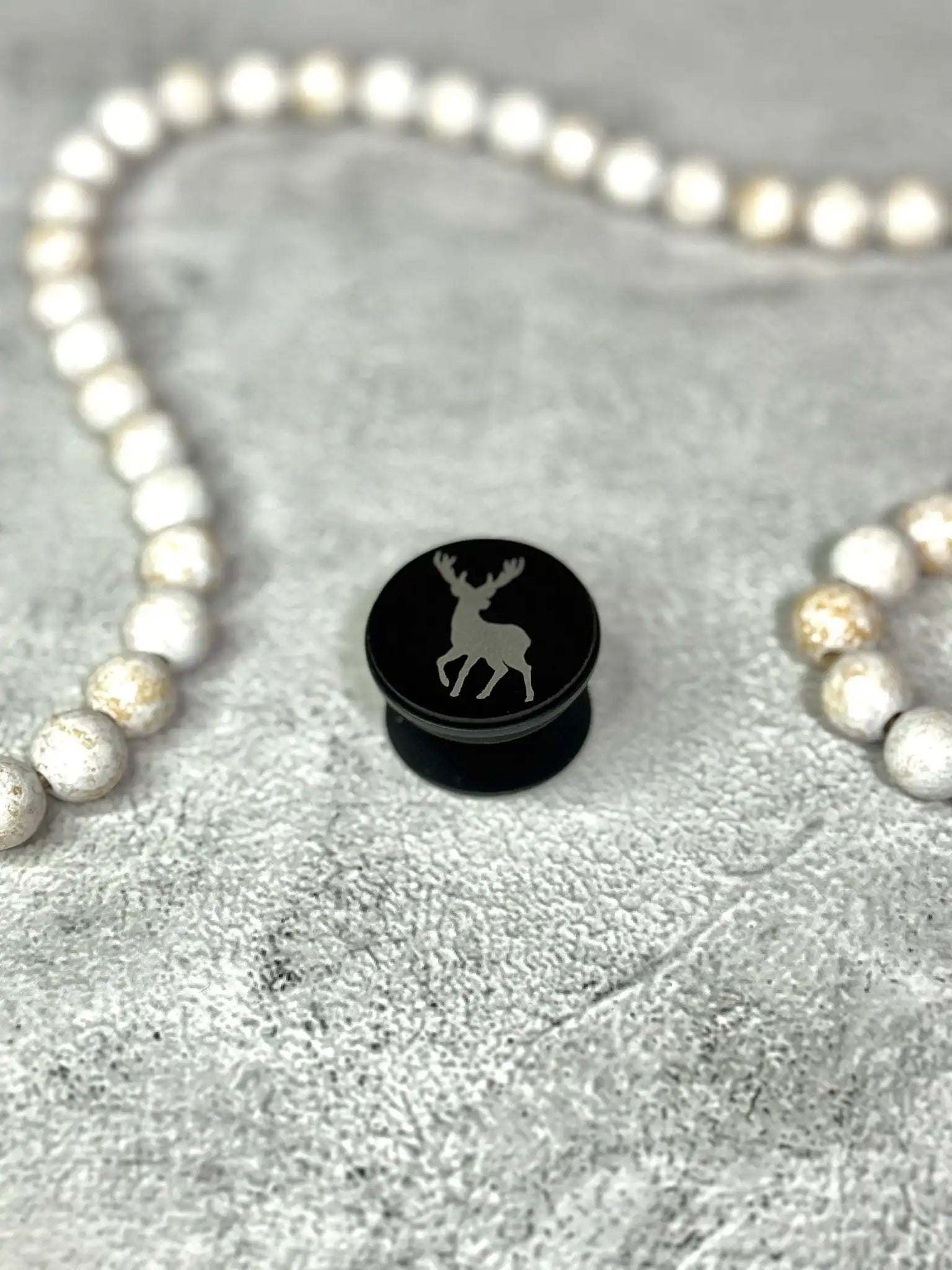 Deer Phone Grip - Rustic Aura