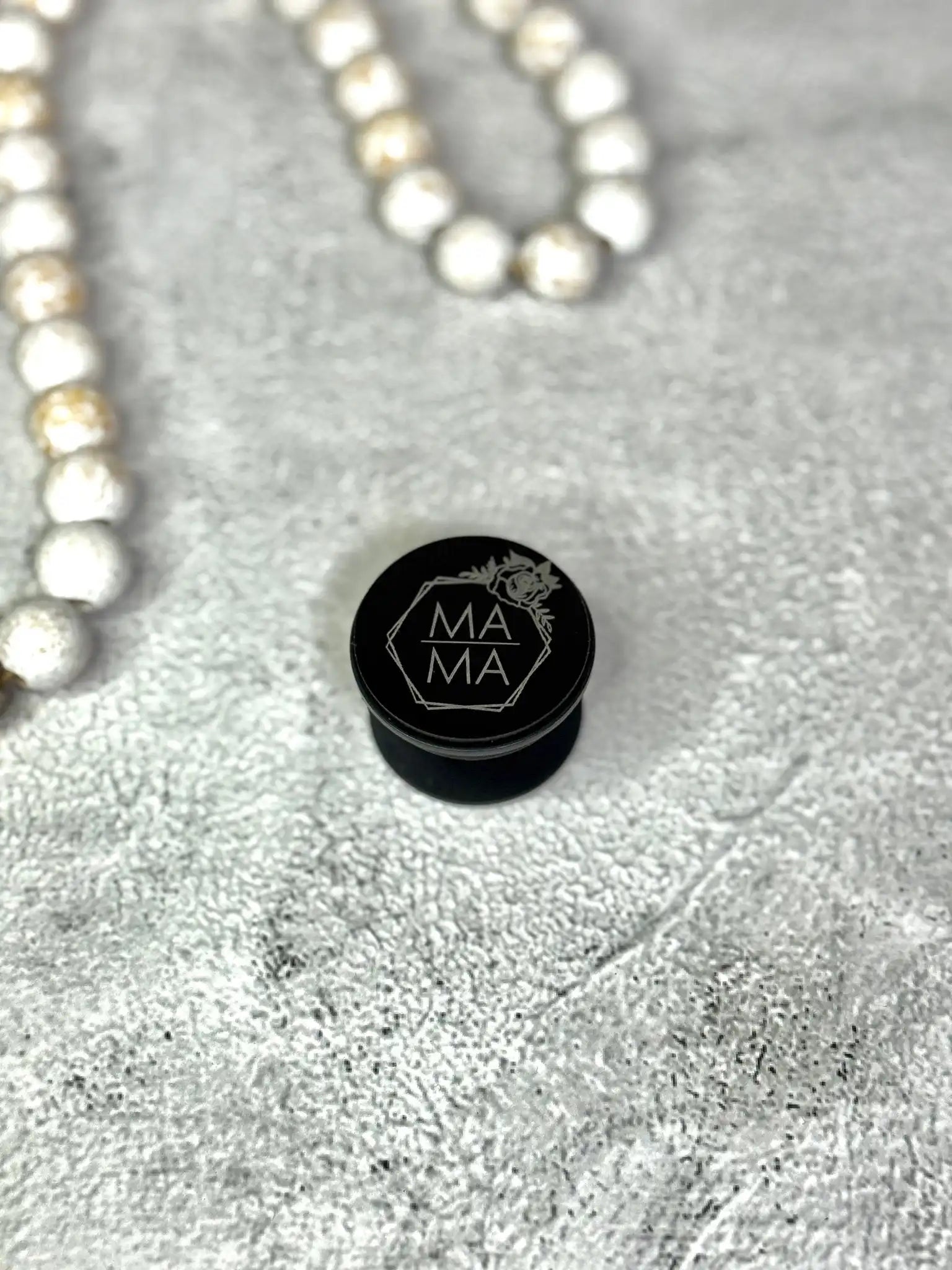 Mama Phone Grip - Rustic Aura