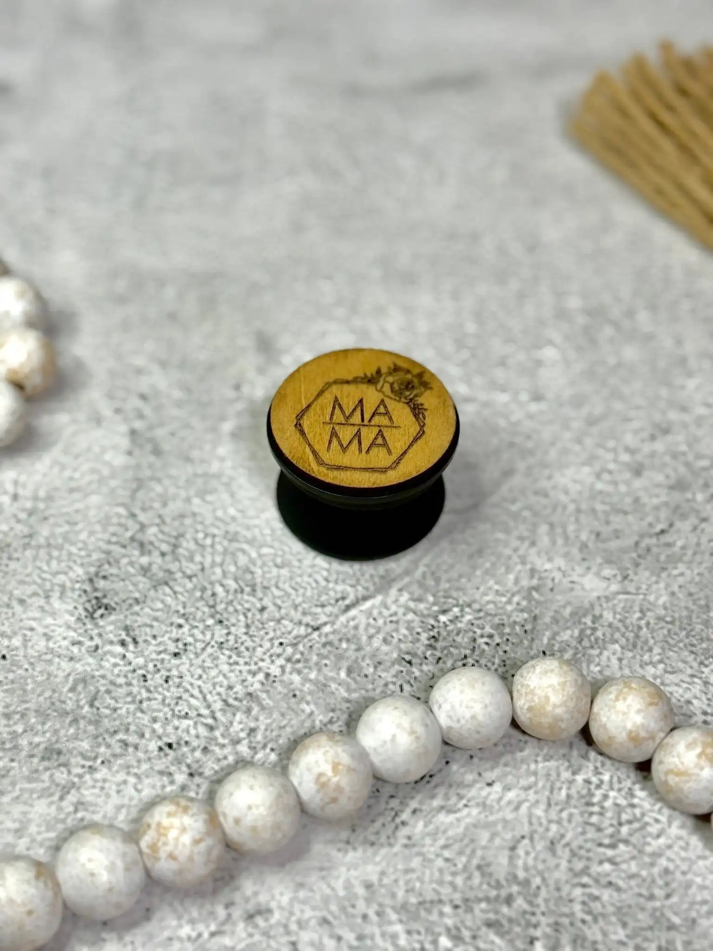 Mama Phone Grip - Rustic Aura