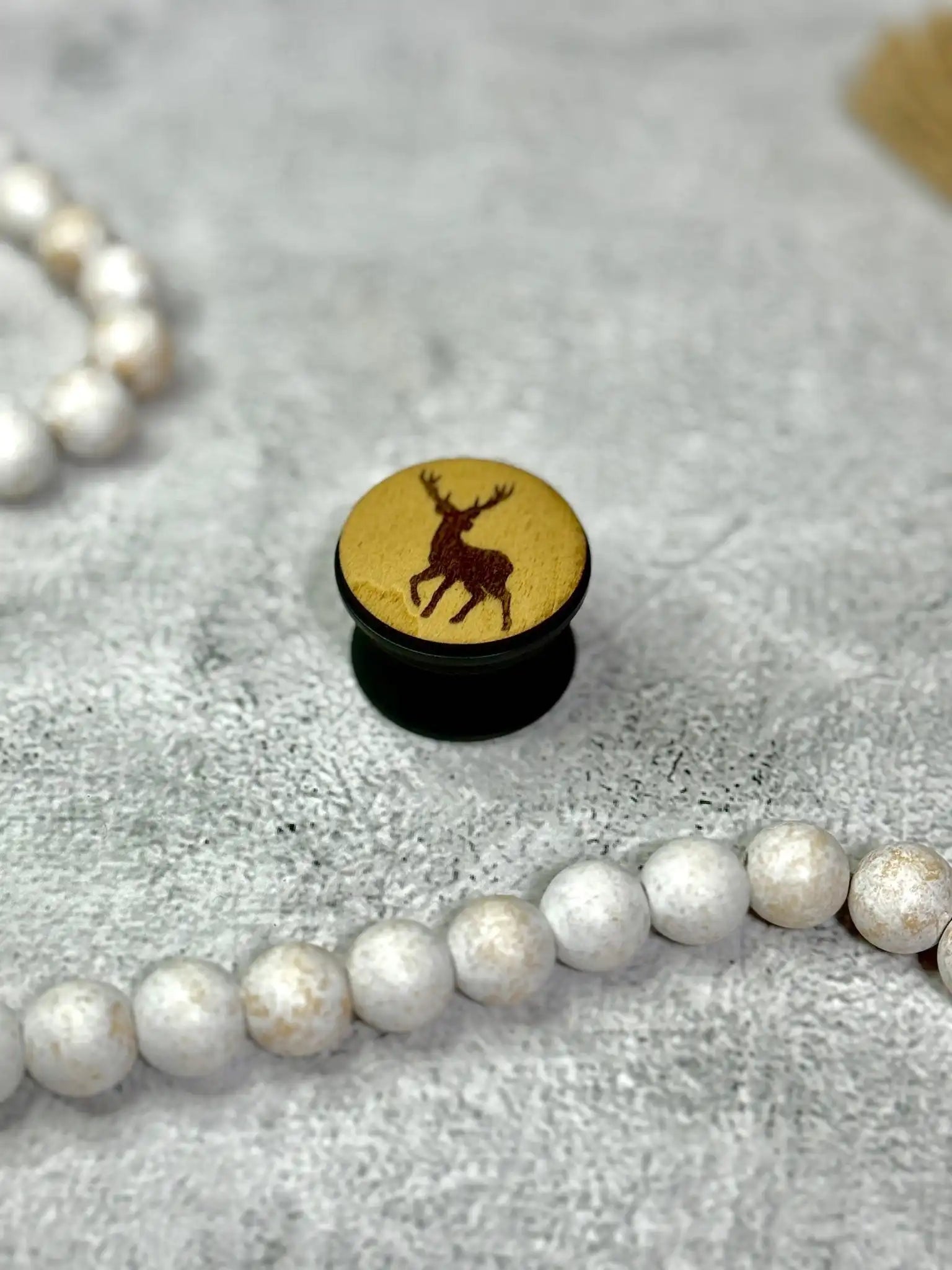 Deer Phone Grip - Rustic Aura